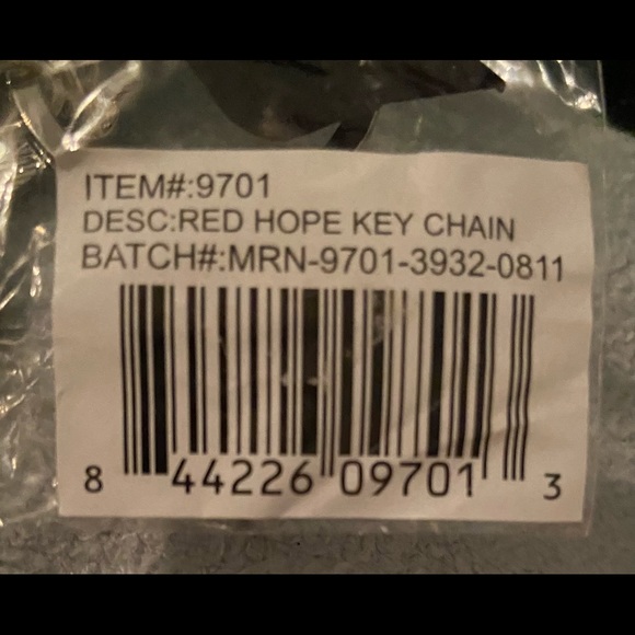 Miche “Hope” Necklace & Keychain - Picture 4 of 4